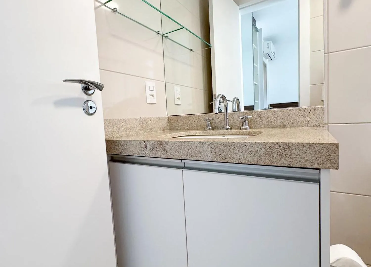 Apartamento Pe Na Areia Florianopolis